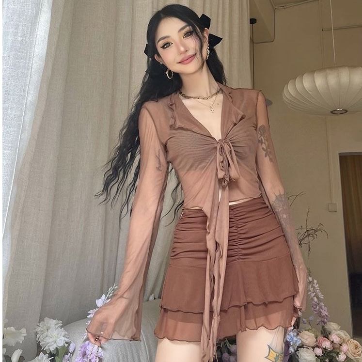 ฤดูร้อนเซ็กซี่ตาข่ายเสื้อแขนยาวผู้หญิง โวลต์ คอแขนระฆังบางคาร์ดิแกนสาวร้อนยืดสั้นแฟชั่นท็อปส์อเนกประสงค์