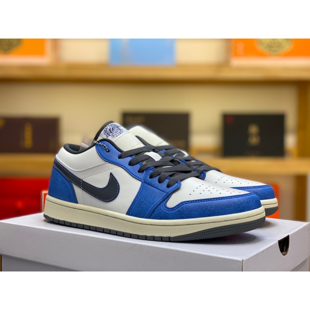 Air A/J 1 Low "Flight Vintage" Low-Top Distressed Blue White Black FV8439-104 ผู้ชายผู้หญิงกีฬารองเท