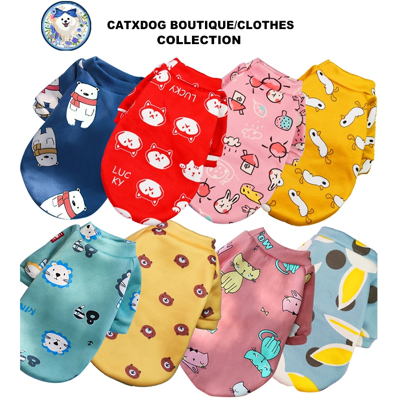 XS-XXL 8 สี! เสื้อเด็กหมาพิมพ์ลายการ์ตูนน่ารัก นุ่มสบาย สวยหรู ชิ้นส่วนสำหรับสุนัข ชุดสุนัขลายการ์ตูน ชุดกระโปรงสุนัข 2023 เสื้อผ้าสุนัขใหม่ ชุดกันขนร่วงสุนัข ชุดกันหนาวสุนัข