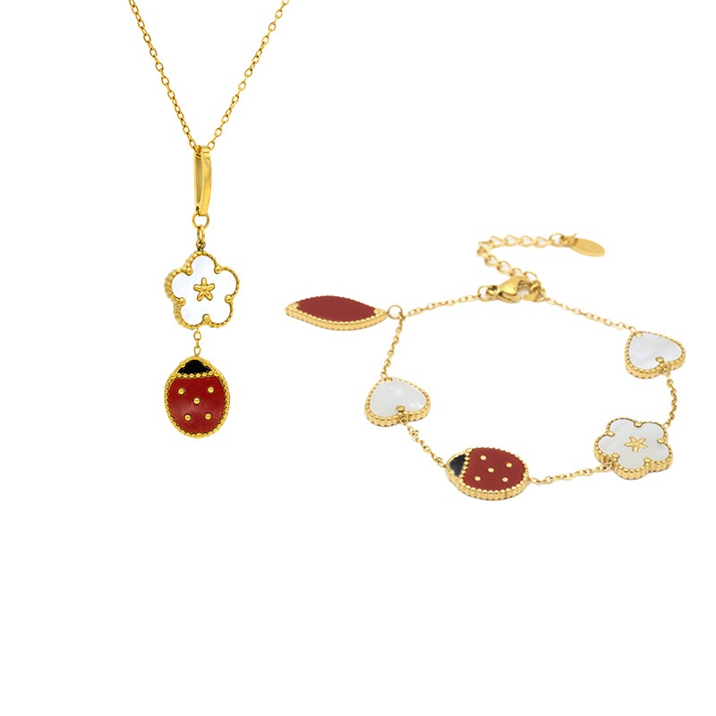 สไตล์ใหม่ Seven-Star Ladybug สร้อยข้อมือห้าดอกไม้หญิงสองด้านสีขาว Fritillaria Carnelian สร้อยข้อมือหญิงเครื่องประดับ