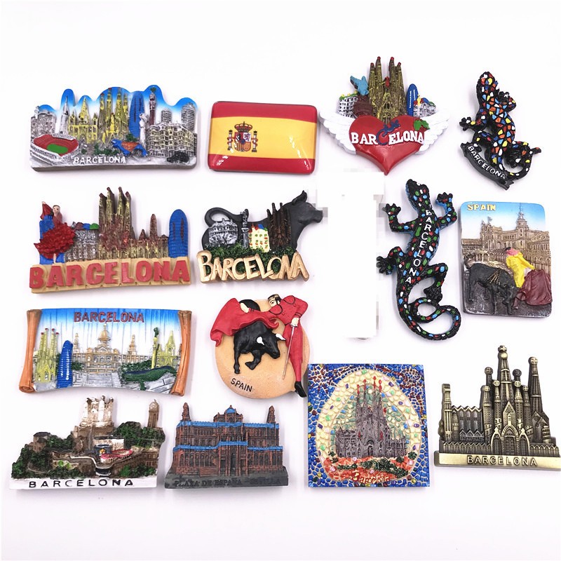 การท่องเที่ยว ระลึกซึ้งสเปน Gaudí Sagarada Familia Barcelona เรซิ่นตู้เย็นแม่เหล็กตกแต่งบ้านของขวัญ 3d สติกเกอร์แม่เหล็ก