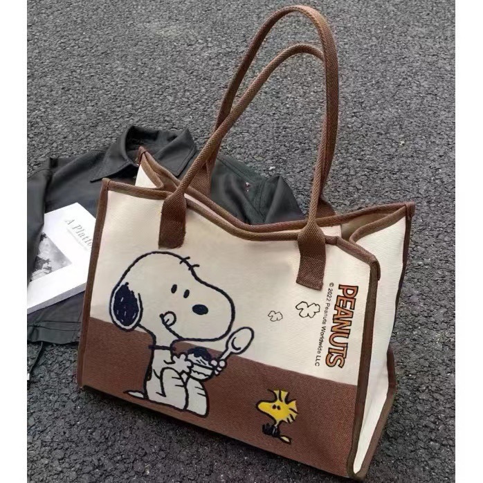 การ์ตูน Snoopy ผ้าใบกระเป๋าสาวกระเป๋าถือกระเป๋าถือขนาดใหญ่ความจุไหล่ Commuter Tote Bag