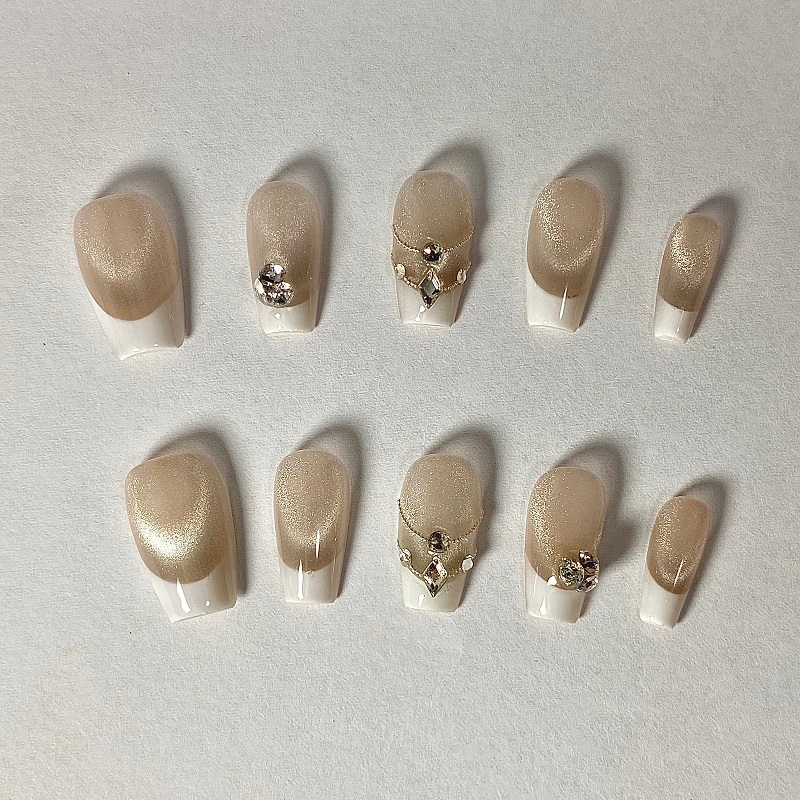 HANDMADEArtificial Nail French Cats Eye Diamond Necklace Phototherapy Nails เล็บปลอม เล็บนํากลับมาใช