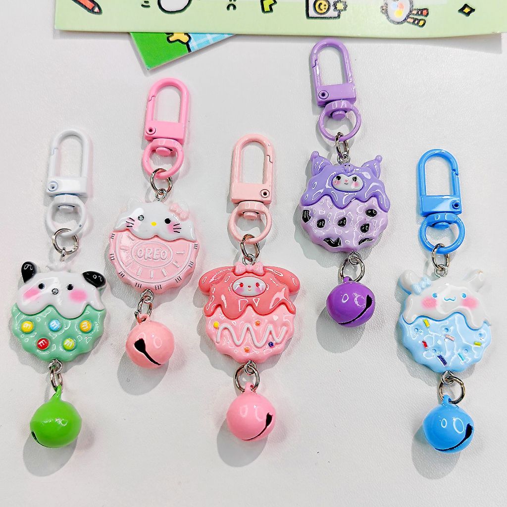 1 PC 2024 น่ารัก Sanrio พวงกุญแจการ์ตูนอบเชยม้วน Kuromi จี้กระเป๋าเป้สะพายหลังอุปกรณ์เสริม Liya key 