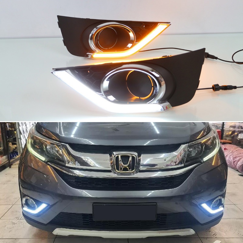 สําหรับ Honda BR-V BRV 2015-2018 2PCS LED ไฟวิ่งกลางวันแบบไดนามิกไฟเลี้ยวรีเลย์รถ 12V LED DRL โคมไฟวัน Light &