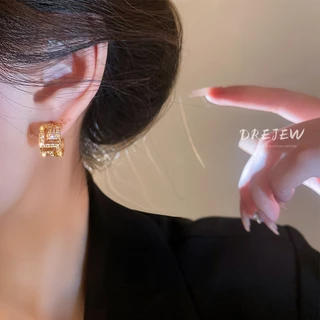 DREJEW ต่างหูเข็มเงิน 925 รูปตัว C เรขาคณิต สีทอง 18K กลวง เรียบง่าย สไตล์เกาหลี สําหรับผู้หญิง