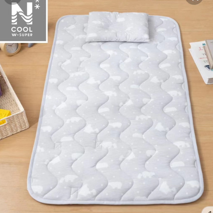 บ้านมีความสุข~พร้อมสต็อก อีเดลี NITORI Strong Cool Sensation เด็ก Cool Sensation Pad Nap Pad หมอนที่