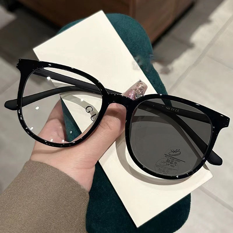 [ ZM ] 2024 แว่นตาสายตาสั้นใหม่ 0 ° -400 °ตัวกรองสีฟ้า Frameless เลนส์อัตโนมัติป้องกันแสงแดดเปลี่ยนสี UV99% แฟชั่น292