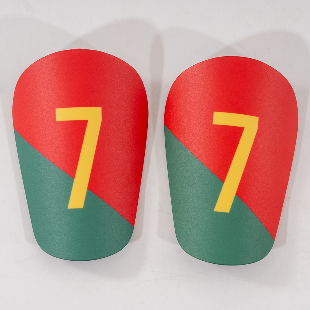 Mini Pro Football Leg Guard Shin Guard การป ้ องกันขนาดเล ็ กสําหรับเตะฟุตบอล