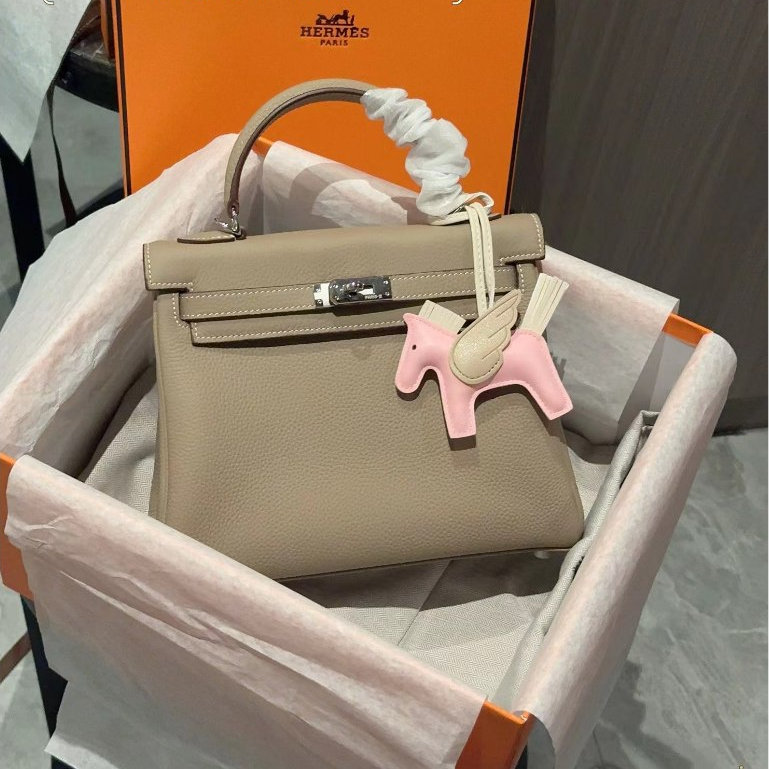 [ของแท้ดั้งเดิมพร้อมกล่องบรรจุภัณฑ์] Hermes Kelly 25 Silver Buckle Epsom Cowhide กระเป๋าหนังแท้ 100%