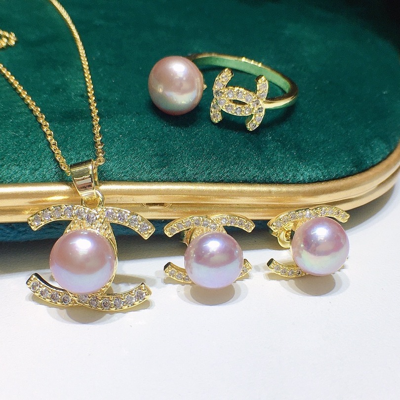 สร ้ อยคอมุกน ้ ําจืด ต ่ างหู แหวน จี ้ ชุด