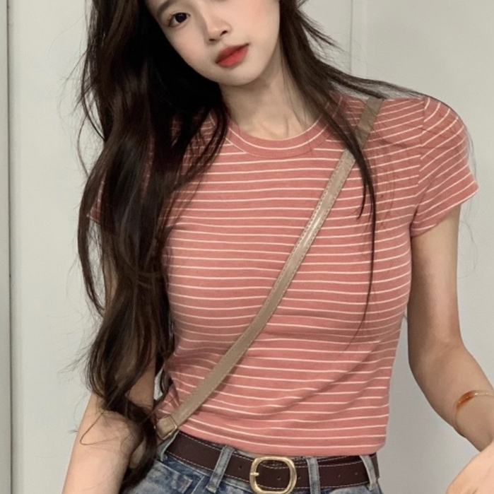 พรมแขนสั้น คอกลม แต่งลายขวาง ผ้าใส่สบาย สไตล์เกาหลี