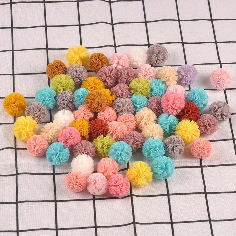 50pcs 10/15/20 มม.Multicolor Soft Pompoms ลูก Fluffy สําหรับ DIY อุปกรณ์งานฝีมือเย็บเสื้อผ้างานแต่งงานตกแต่งบ้าน CP3447