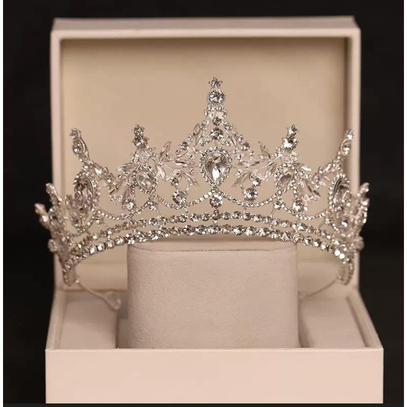 เจ ้ าหญิงเจ ้ าสาวมงกุฎ Rhinestone ขนาดใหญ ่ รอบน ้ ําหนักเบามงกุฎแต ่ งงานสําหรับงานเลี ้ ยงวันเกิดผู ้ ใหญ ่ พิธี