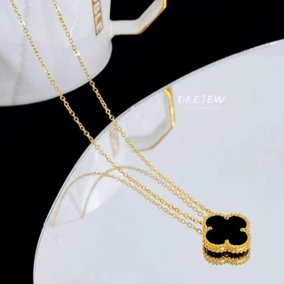 DREJEW ไทเทเนียมเหล ็ กสี ่ ใบสร ้ อยคออะคริลิคผู ้ หญิง ins high-end หรูหรา clavicle chain