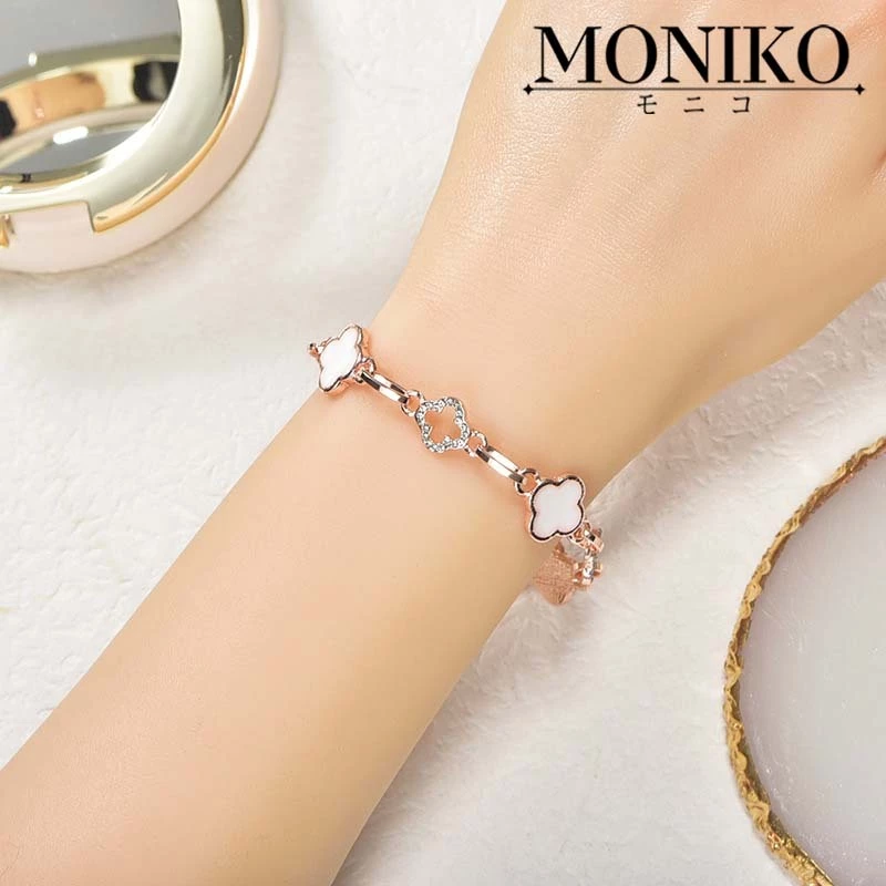 MONIKO สร้อยข้อมือโคลเวอร์สี่ใบ โรสโกลด์ สไตล์ประณีต กำไลข้อมือผู้หญิง