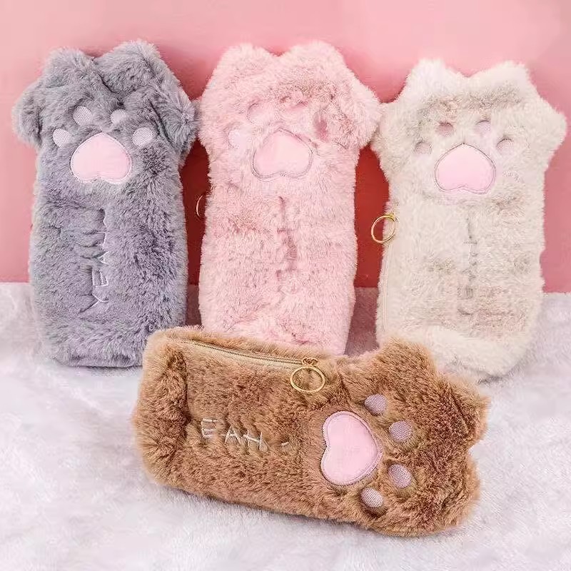 Kawaii Plush กระเป๋าดินสอ Soft Cat Paw ดินสอขนาดใหญ่ความจุกระเป๋าเก็บเครื่องสําอางกระเป๋าเครื่องเขียน Office เครื่องเขียน Organizer