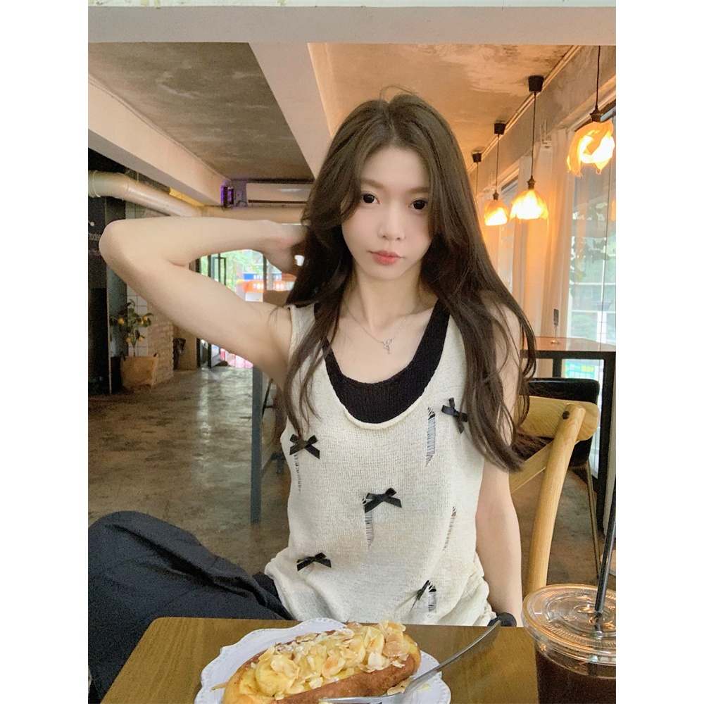 ปลอมสองชิ้นฉีกสีคมชัดถักสลิงขนาดเล็กผู้หญิงสลิมฟิตโบว์เสื้อกั๊กแขนกุดสาวร้อนด้านบนด้านนอกเรา