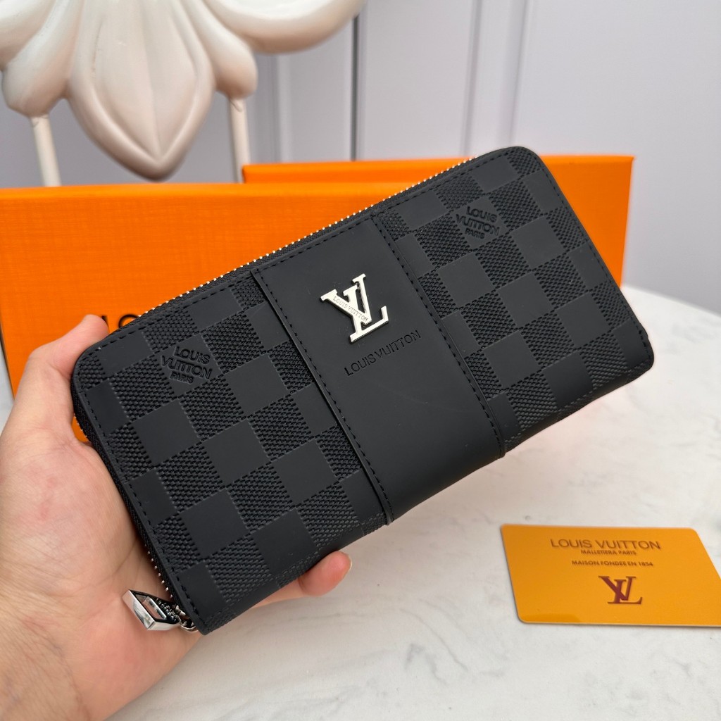 LOUIS VUITTON  กล่องของขวัญ  ต้นฉบับและแท้ หลุยส์ วิตตอง กระเป๋าสตางค์ผู้ชายยาวคุณภาพสูงซิปจับสีดําเ