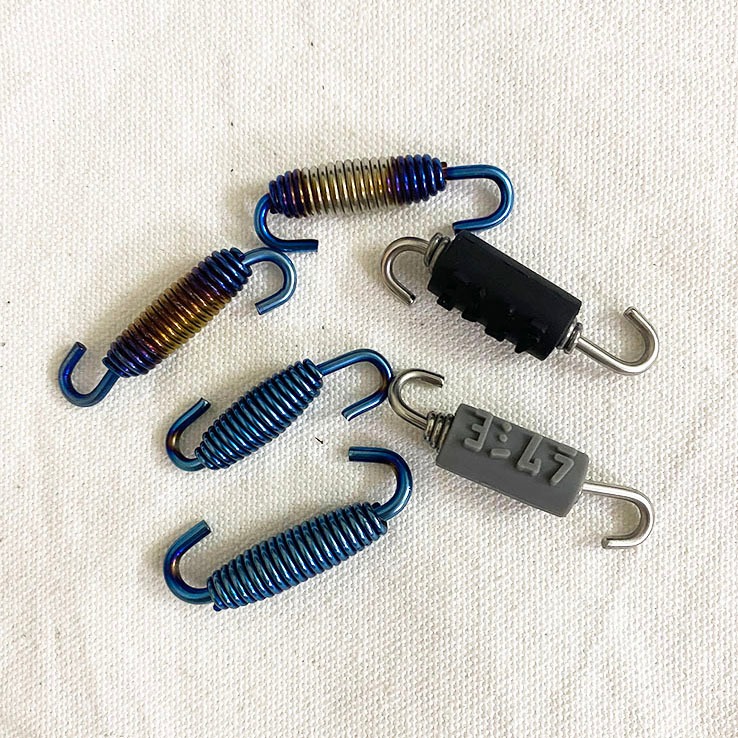 สแตนเลสรถจักรยานยนต ์ ท ่ อไอเสียความตึงเครียดฤดูใบไม ้ ผลิ Moto การปรับเปลี ่ ยนการติดตั ้ งฤดูใบไม ้ ผลิ