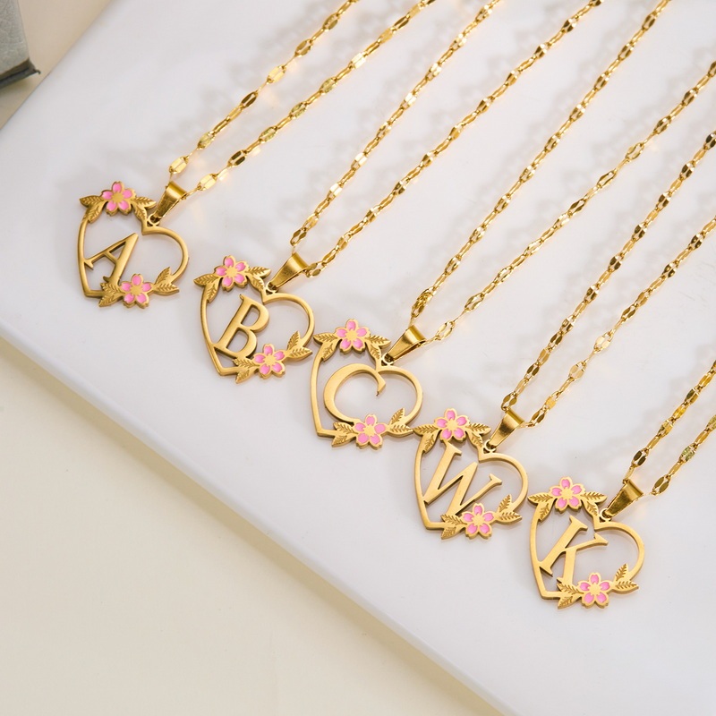 26 ตัวอักษร AZ ดอกไม ้ สร ้ อยคอสแตนเลสสําหรับผู ้ หญิง Golden Charm เครื ่ องประดับ