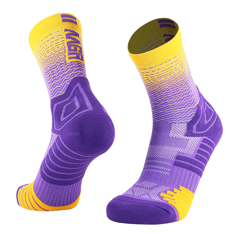 Findcool Compression Crew Running ถุงเท ้ ากีฬาสําหรับผู ้ ชายพร ้ อมเบาะ 3 คู ่ ทํางานเดินป ่ าบาสเกตบอลถุงเท ้ ากีฬา