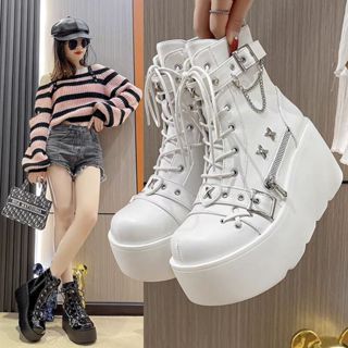 🔥พร้อมส่ง🔥 รองเท้าบูทมาร์ตินพื้นหนา 9 ซม. สไตล์พังค์ รองเท้า…