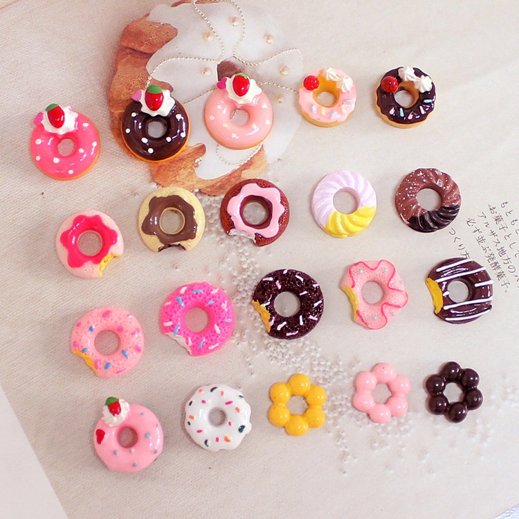 เคสโทรศัพท์มือถือเรซิ่นลายการ์ตูนโดนัทสําหรับทําเครื่องประดับ 10 ชิ้น