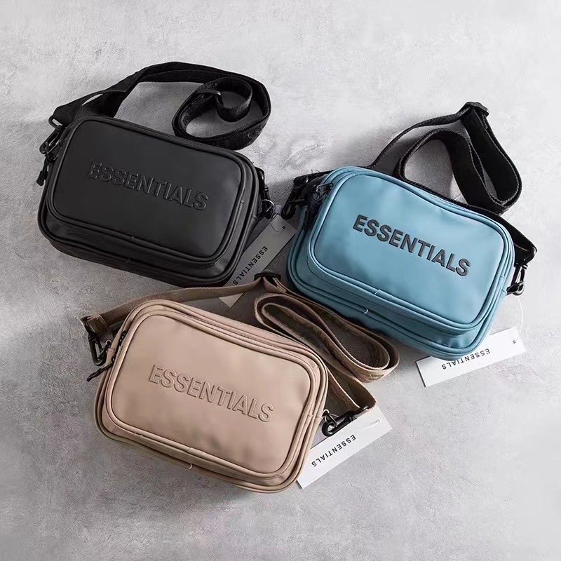 Fog FEAR OF GOD ESSENTIALS 2024 กระเป๋าคาดเอวอินเทรนด์ลายนูนกระเป๋าสะพายข้างหนัง