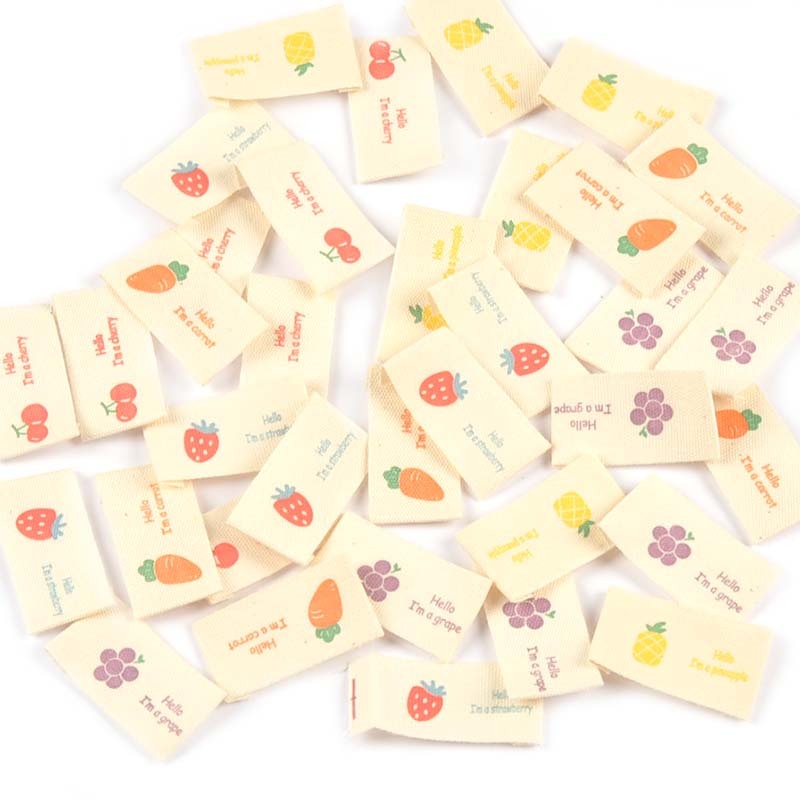 50 ชิ้น 1.5x3 ซม.ผลไม้พิมพ์ป้ายสําหรับเสื้อผ้าเย็บ Handmade Supplies Care กระเป๋าล้างทําความสะอาดได้แท็กเสื้อผ้า DIY อุปกรณ์เสริม CP2891