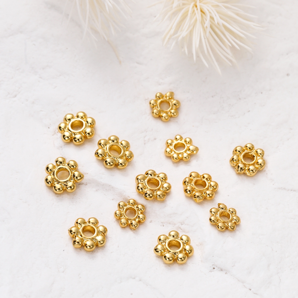 St.kunkka 6 * 6 มม. 50-100 ชิ้นรูปเกล็ดหิมะโลหะผสมลูกปัดปะเก็นลูกปัดแยกสําหรับ DIY สร้อยข้อมือลูกปัดสร้อยคอ