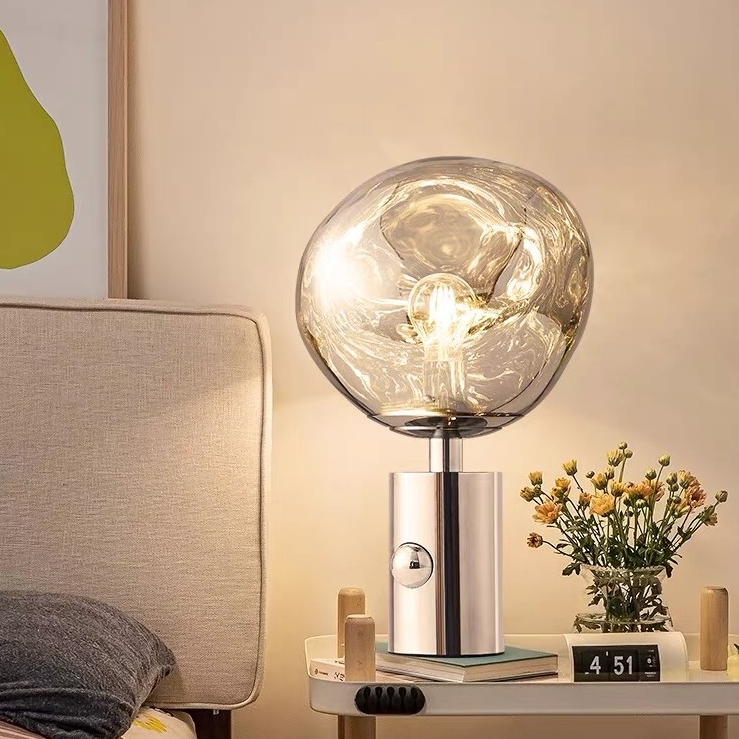 โคมไฟตั้งโต๊ะ สไตล์นอร์ดิก Led มินิมอล สวยๆ ไฟหัวเตียงอ่านหนังสือ สําหรับของตกแต่งบ้าน/ห้องนอน/ห้องนั่งเล่น