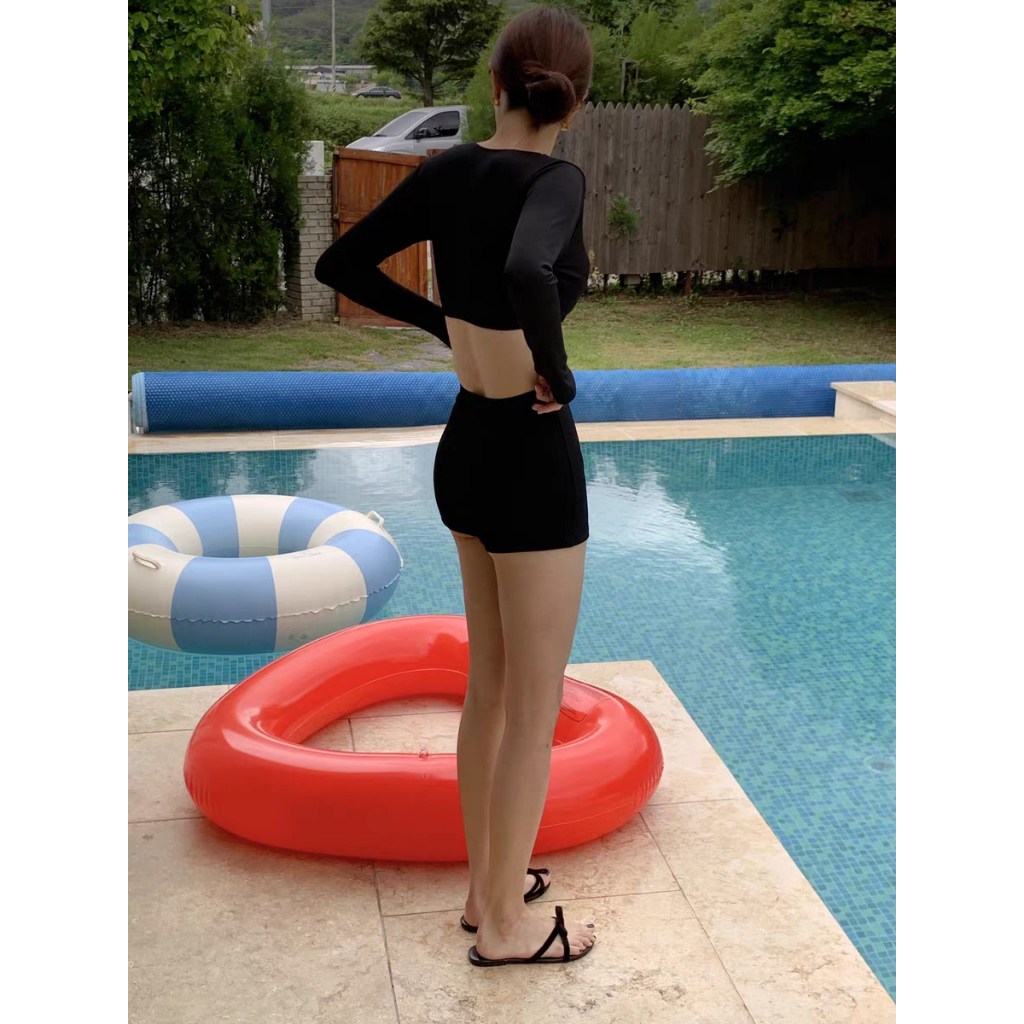 ใหม่ ชุดว่ายน้ําบิกินี่ แขนยาว เอวสูง เซ็กซี่ รัดรูป สีดํา เหมาะกับวันหยุด ฤดูใบไม้ผลิ สําหรับผู้หญิง 2024