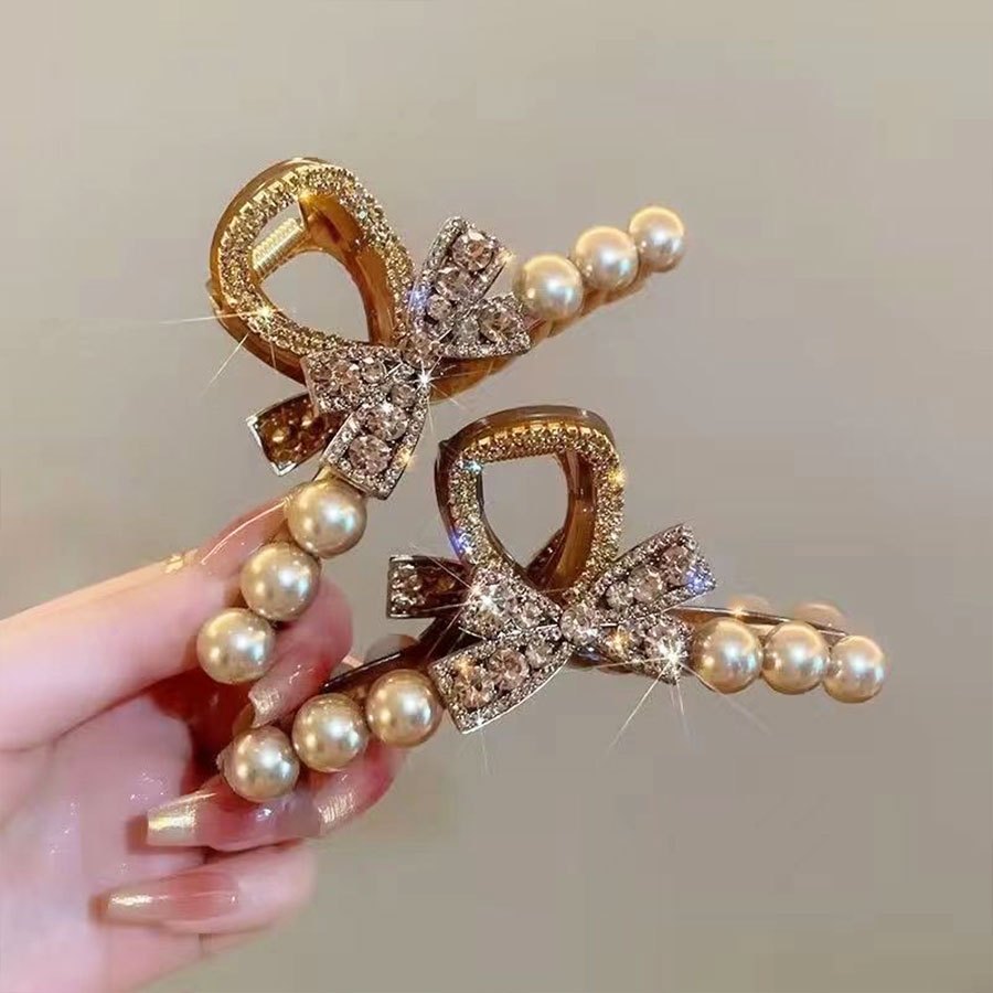 High-end Niche Light Luxury Butterfly Pearl สไตล์ใหม่แฟชั่นสไตล์ใหม่ประณีต Gripping Clip