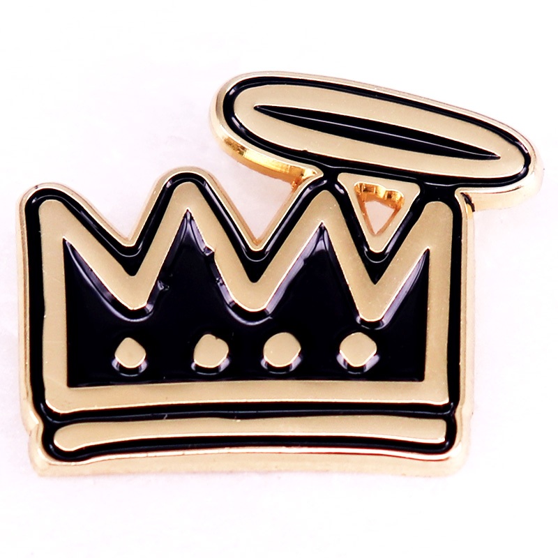 Charles the First Crown เคลือบ Pin น่ารักการ์ตูนป้ายโลหะเข็มกลัดกระเป๋าเป้สะพายหลังตกแต่งหมวก