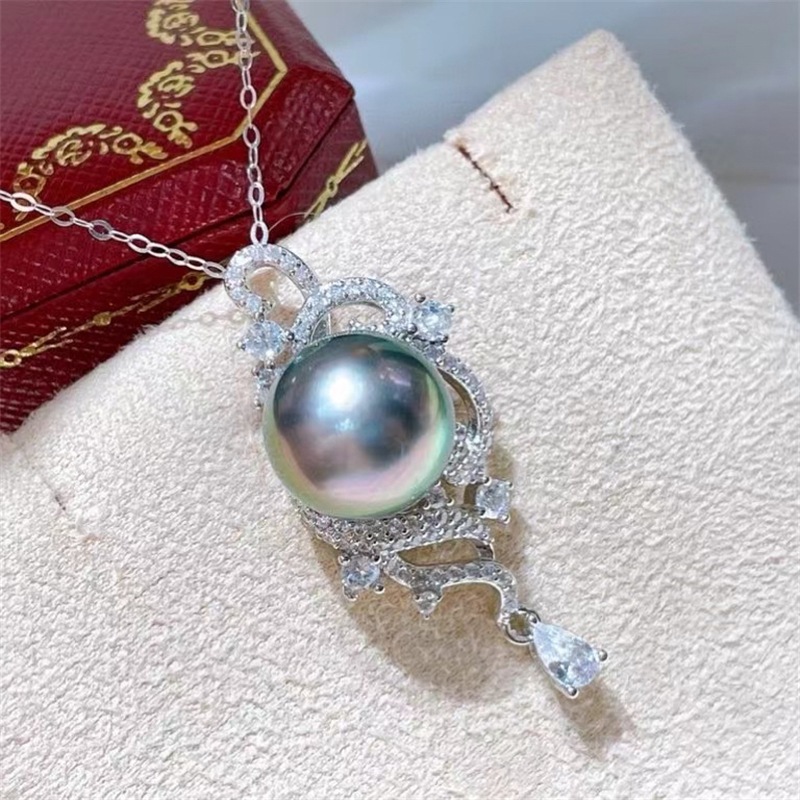 สร้อยคอจี้มุกน้ําจืดประกายสไตล์นกยูงชุบทอง 18เค สําหรับผู้หญิง