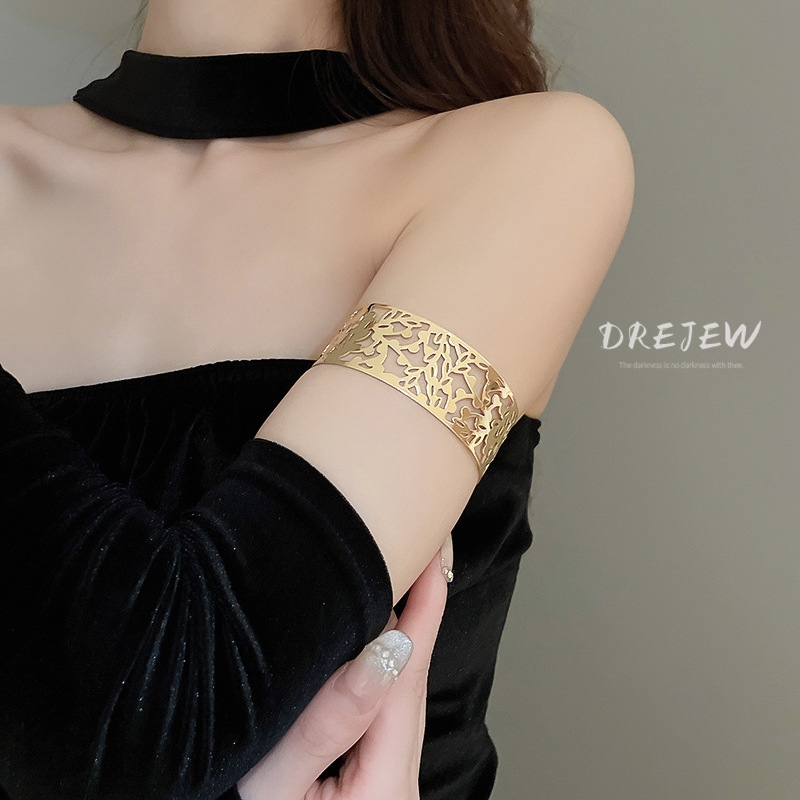 DREJEW เดรช สไตล์เย็นรูปแบบโลหะเปิดสร้อยข้อมือยุโรปและอเมริกาแสงหรูหราอารมณ์สร้อยข้อมือซอกสร้อยข้อมือระดับไฮเอนด์