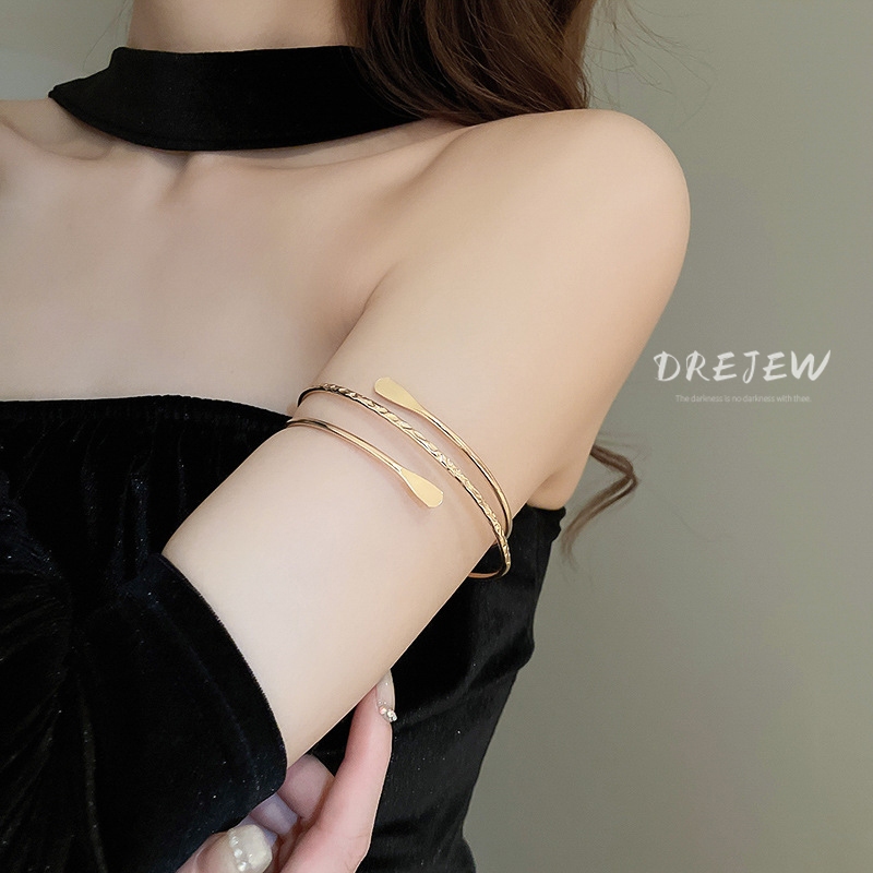 DREJEW เดรช สไตล์เย็นหลายชั้นแหวนเปิดสร้อยข้อมือยุโรปและอเมริกาข้ามพรมแดนใหม่สร้อยข้อมืออเนกประสงค์ซอกสร้อยข้อมือระดับไฮเอนด์