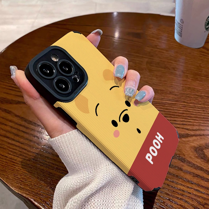 เคสสําหรับiphone 15 14Plus 13 12 11ProMax 7 8Plus X XR XsMaxลายหมีสีเหลืองน่ารักซิลิโคนหนังป้องกันการตก