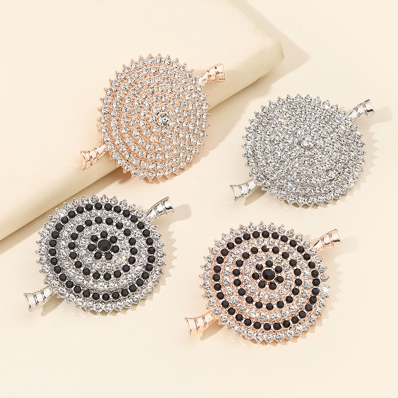 รอบ Retro เพชรเครื่องประดับชุด Shield-Shaped British Anti-Exposure Rhinestone เสื้อผ้า High-End เวอร์ชั่นเกาหลี Corsage