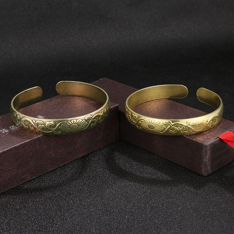 เดซี่ดอกไม้บรอนซ์สร้อยข้อมือผู้หญิงเพื่อคืนวิธีโบราณทําสร้อยข้อมือทองแดงบริสุทธิ์เก่าแม่ของขวัญ - รูปที่ 4