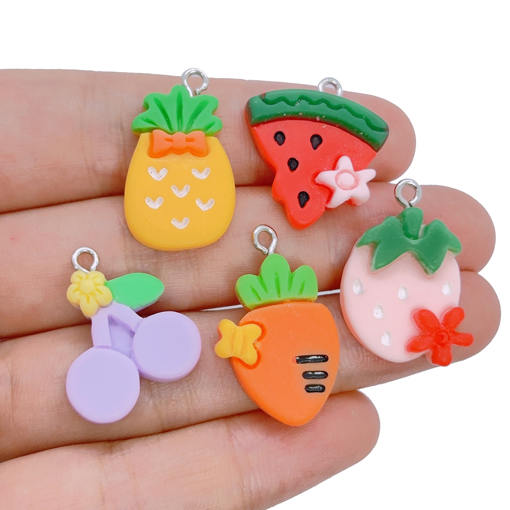 1 ชิ้น Catoon สตรอเบอร์รี่องุ่นสับปะรดเรซิ่นผลไม้ Charms Kawaii แตงโมจี้ DIY พวงกุญแจหัตถกรรมอุปกรณ์เครื่องประดับผลการค้นหา