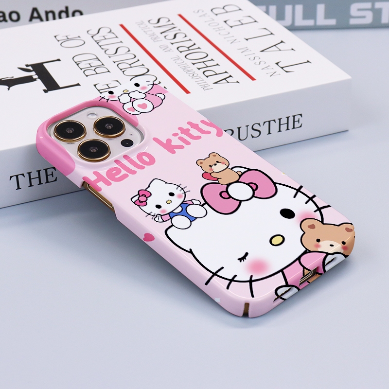 Hello Kitty สําหรับIPhone 15 14 13 12 11 Pro Max X XR Xs Max 8 7 6s Plus SE 2020 Brightก๋วยเตี๋ยวสี่ขนมปังกล้องป้องกันกันกระแทกฝาหลังเคสโทรศัพท์Eiyw