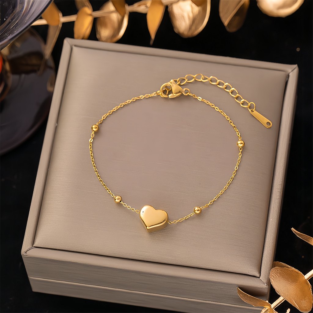 18k Gold-Plated ไทเทเนียมเหล็ก Love Heart สร้อยข้อมือแฟชั่น Niche Design ญี่ปุ่นเกาหลี High-End หรูหราเครื่องประดับที่ไม่ซ้ํากัน