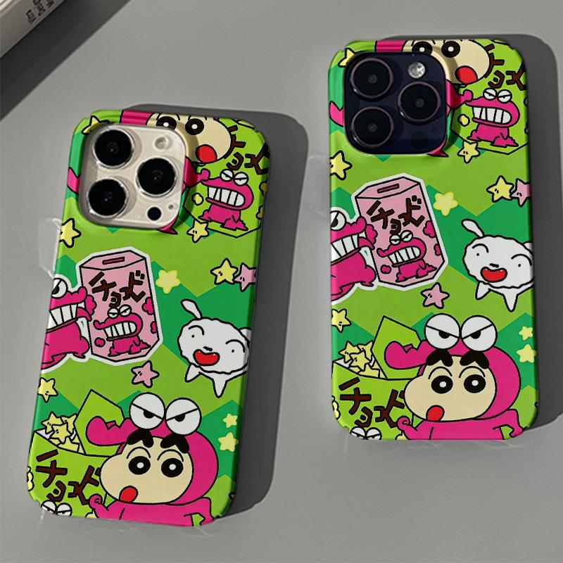 Crayon Shin-ChanสําหรับIPhone 15 14 13 12 11 Pro Max X XR Xs Max 8 7 6s Plus SE 2020 Brightก๋วยเตี๋ยวสี่ขนมปังป้องกันกล้องกันกระแทกปกหลังเคสโทรศัพท์Gfls