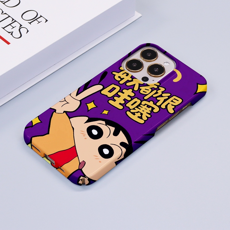 Crayon Shin-ChanสําหรับIPhone 15 14 13 12 11 Pro Max X XR Xs Max 8 7 6s Plus SE 2020 Brightก๋วยเตี๋ยวสี่ขนมปังป้องกันกล้องกันกระแทกปกหลังเคสโทรศัพท์Mmap
