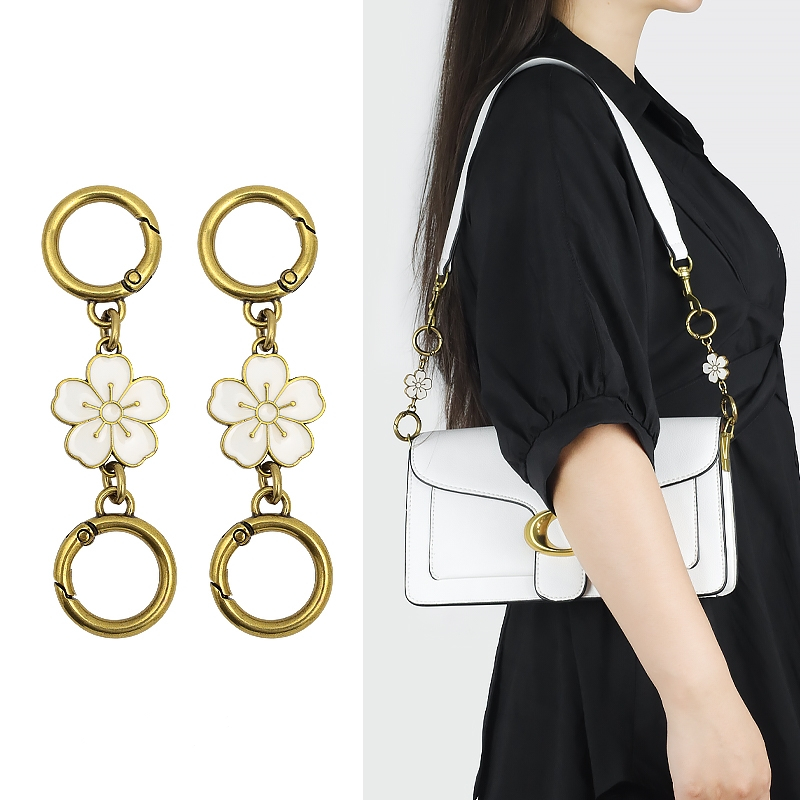 ห่วงโซ่กระเป๋ากระเป๋าสะพายสายรัด ส่วนต่อขยาย ผู้หญิงตกแต่งแนวทแยงเปลี่ยนกระเป๋าโลหะโซ่สั้นสายรัดใต้วงแขนอุปกรณ์เสริ