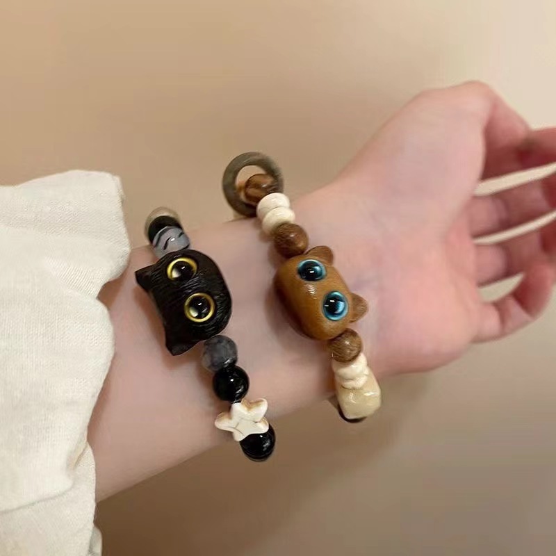 สร้อยข้อมือลูกปัดลูกแมวน่ารัก สร้อยข้อมือคู่รักเฉพาะกลุ่มหรูหราเบาๆของเด็กผู้หญิง สร้อยข้อมือเพื่อนที่ดีที่สุด