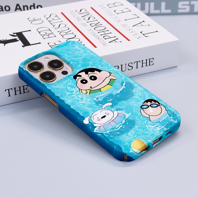 Crayon Shin-ChanสําหรับIPhone 15 14 13 12 11 Pro Max X XR Xs Max 8 7 6s Plus SE 2020 Brightก๋วยเตี๋ยวสี่ขนมปังป้องกันกล้องกันกระแทกปกหลังเคสโทรศัพท์ysge
