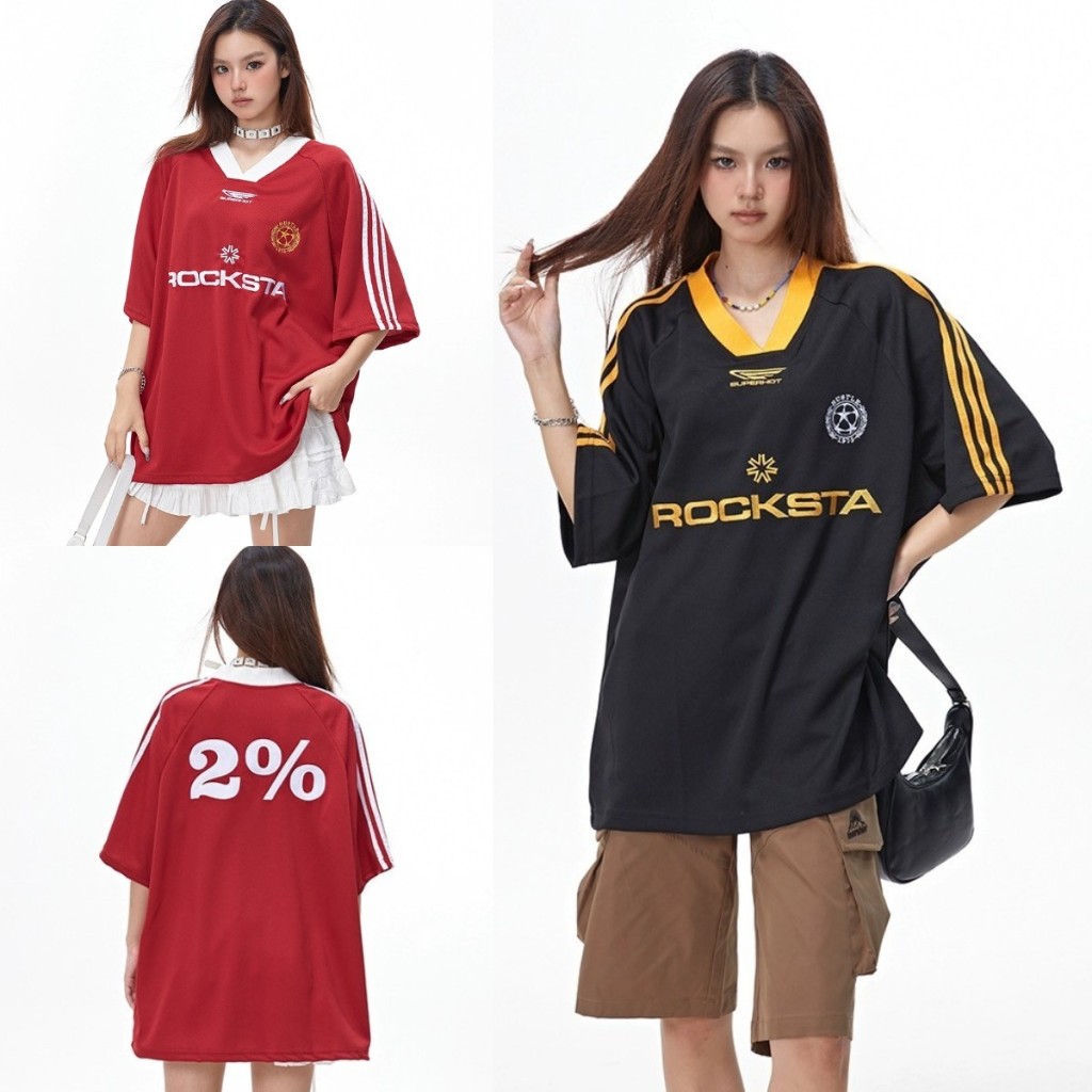 เสื้อยืด unisex สไตล์อเมริกัน retro sport เสื้อยืดแขนสั้นคอวี jersey Oversize หลวมสบายๆเสื้อคู่ Street สวมใส่สําหรับผู้ชายและผู้หญิง